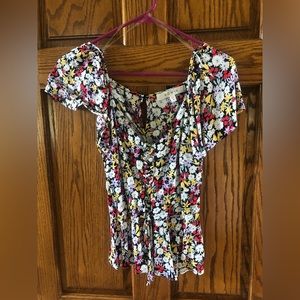 Small floral shirt from Francesca